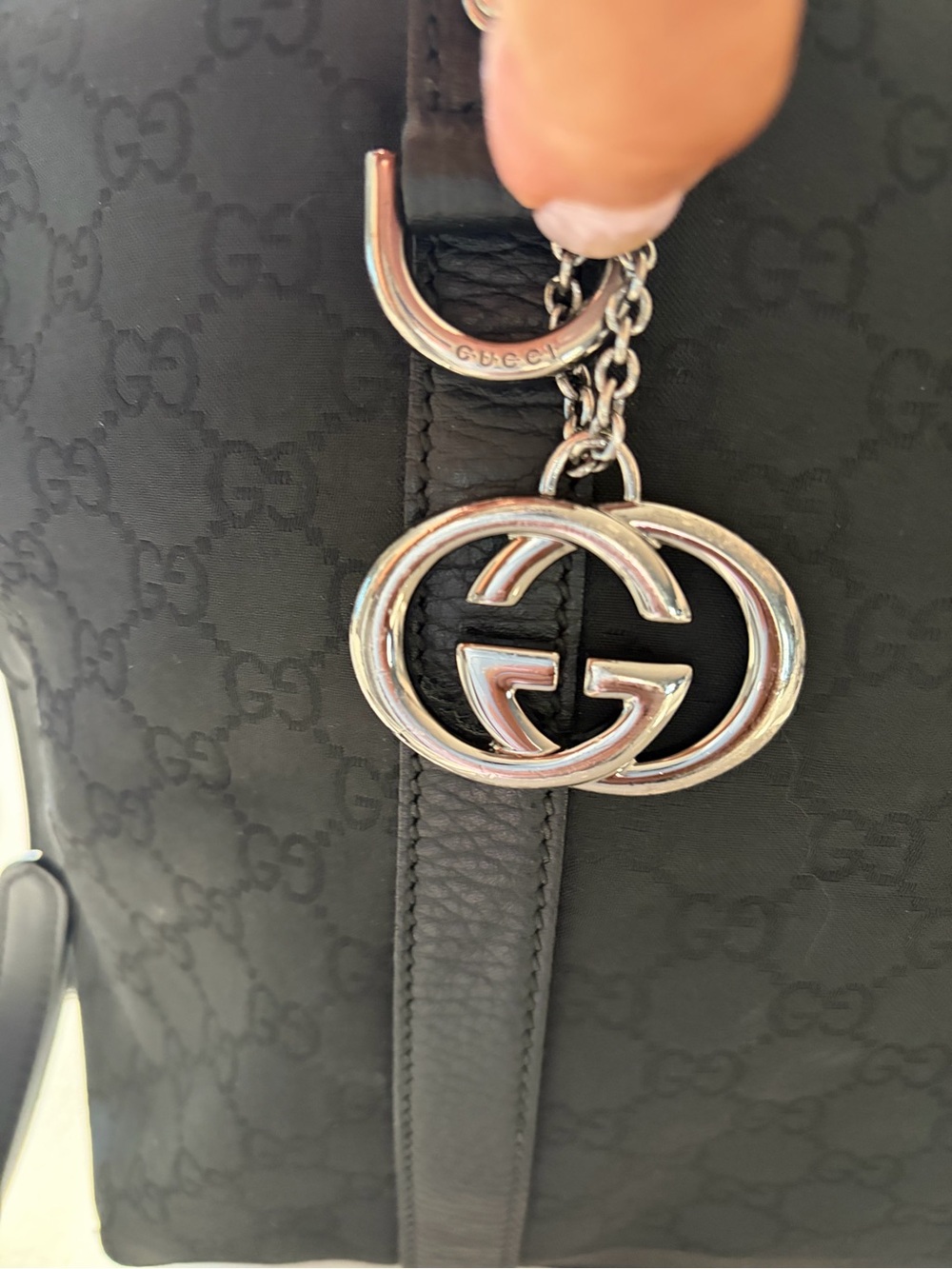 Gucci Black GG Charm Dome Satchel featuring silver-tone hardware - Picture 4 of 15